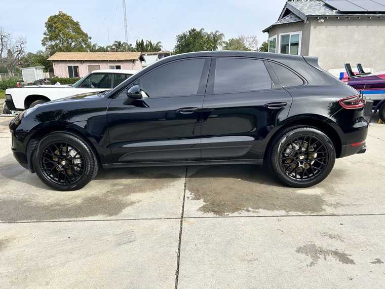 Topnotch Detail work 3
