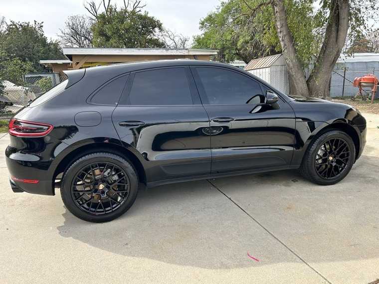 Topnotch Detail work 4